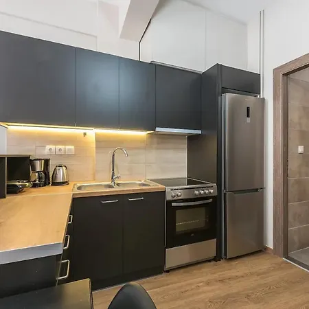 Two Bedroom For 4 Ppl *